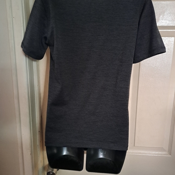 Adidas T-shirt size medium A-53 5/$25 - Picture 2 of 3